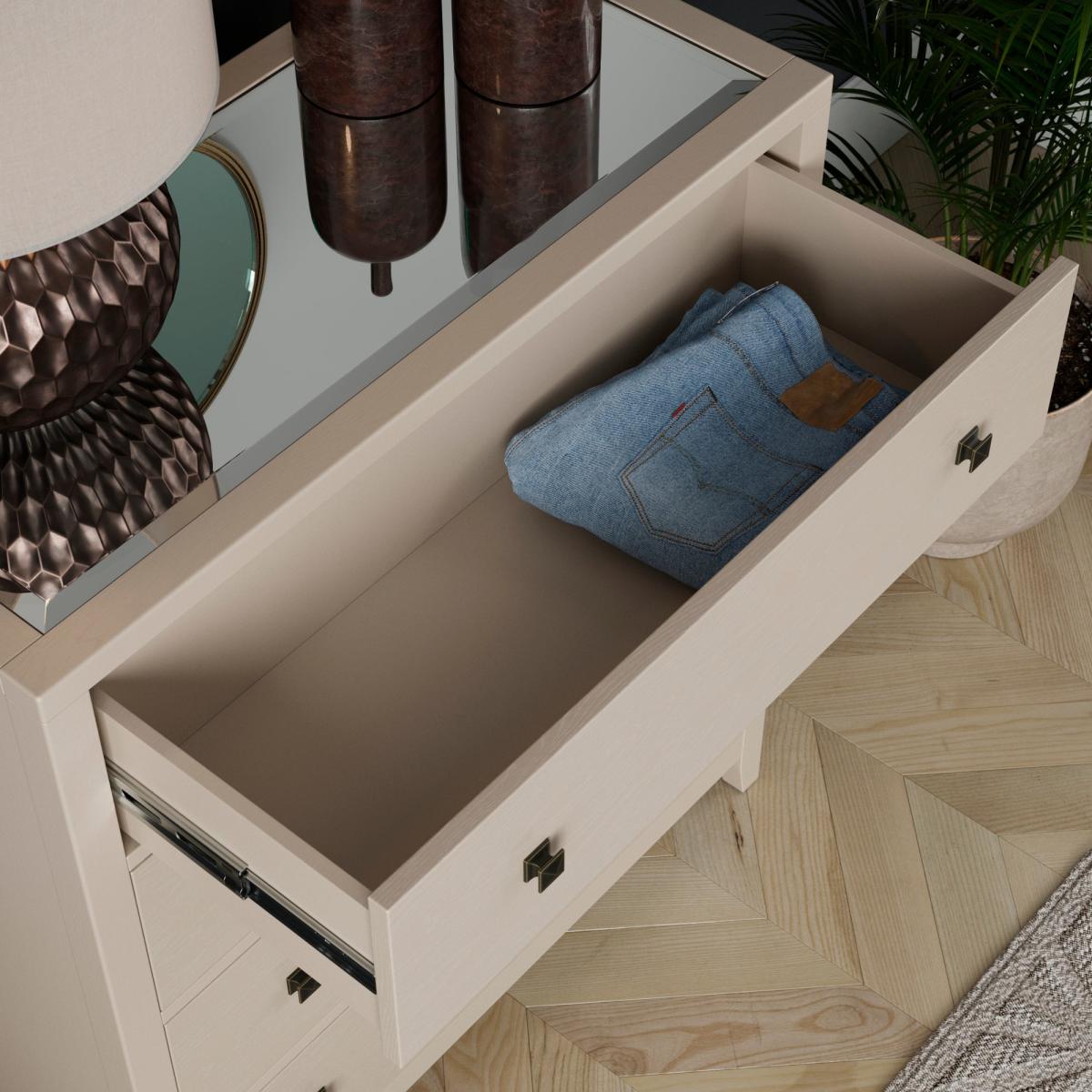 Luxe 4 Drawer Chest Of Drawers Natural – image 5