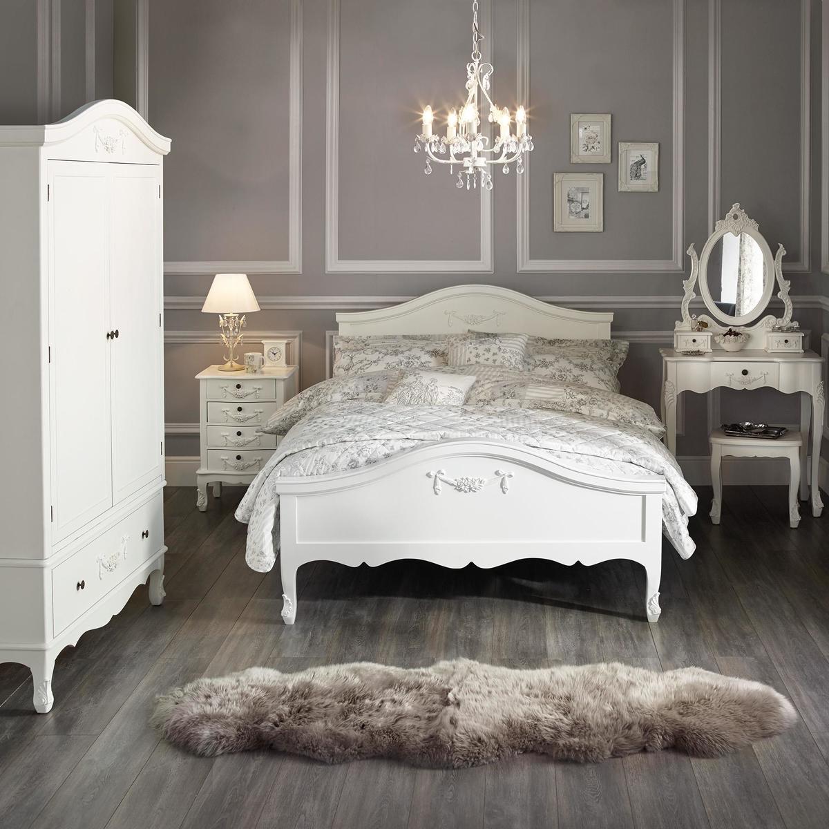 Toulouse Ivory 3 Drawer Chest White – image 7