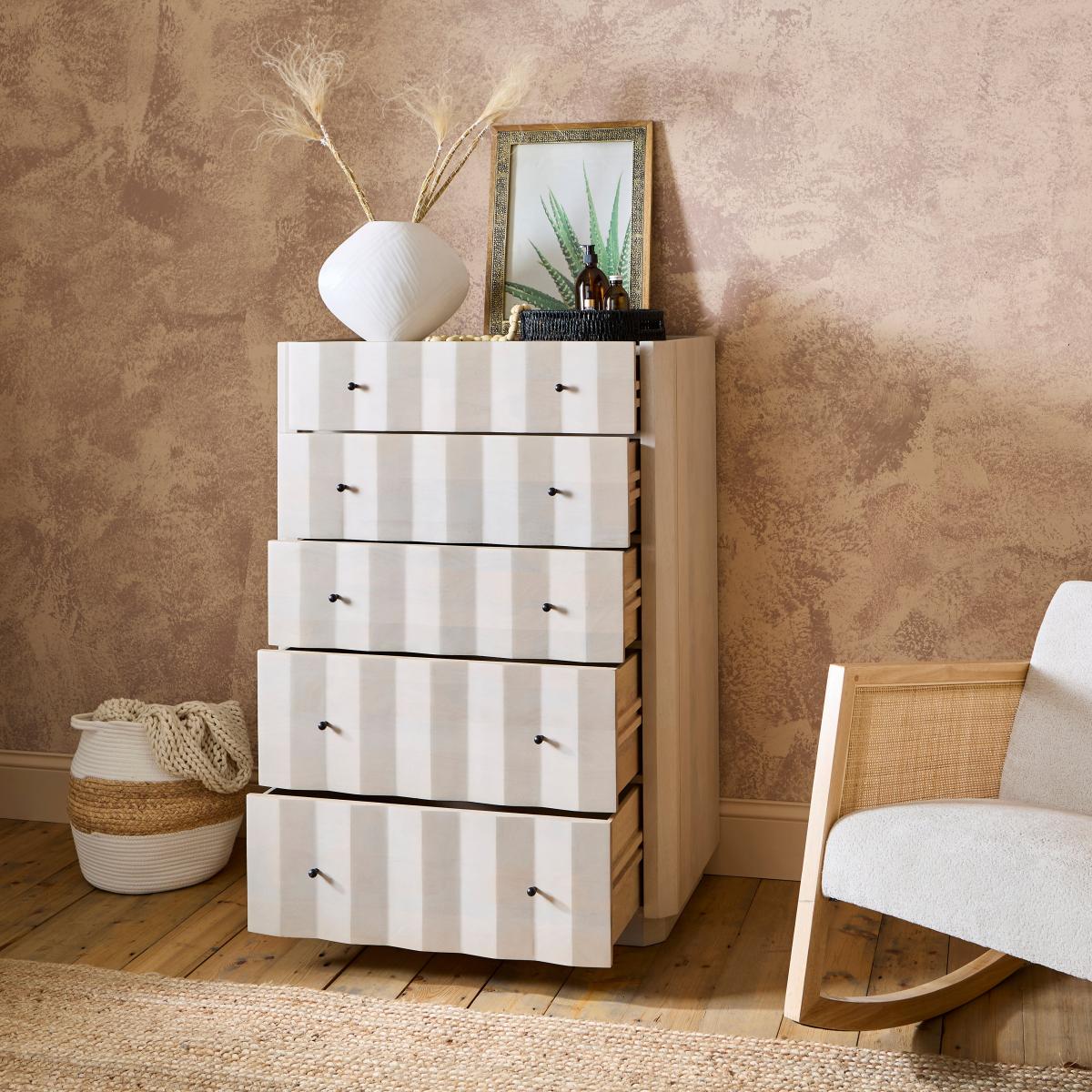 Willa 5 Drawer Chest Off-White – image 2