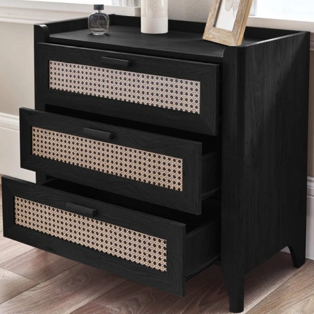Return - Sydney 3 Drawer Chest – image 3