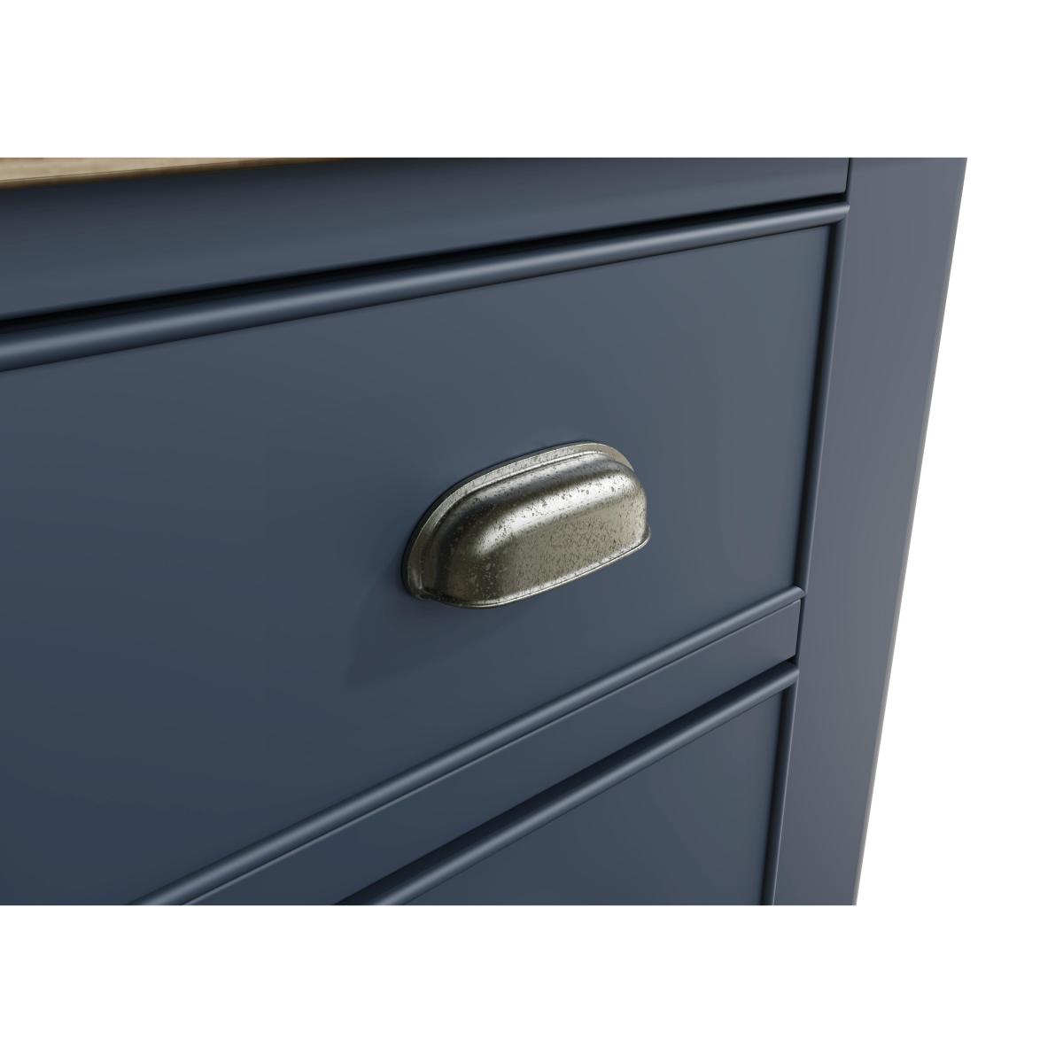 Hewitt 4 Drawer Chest – image 6