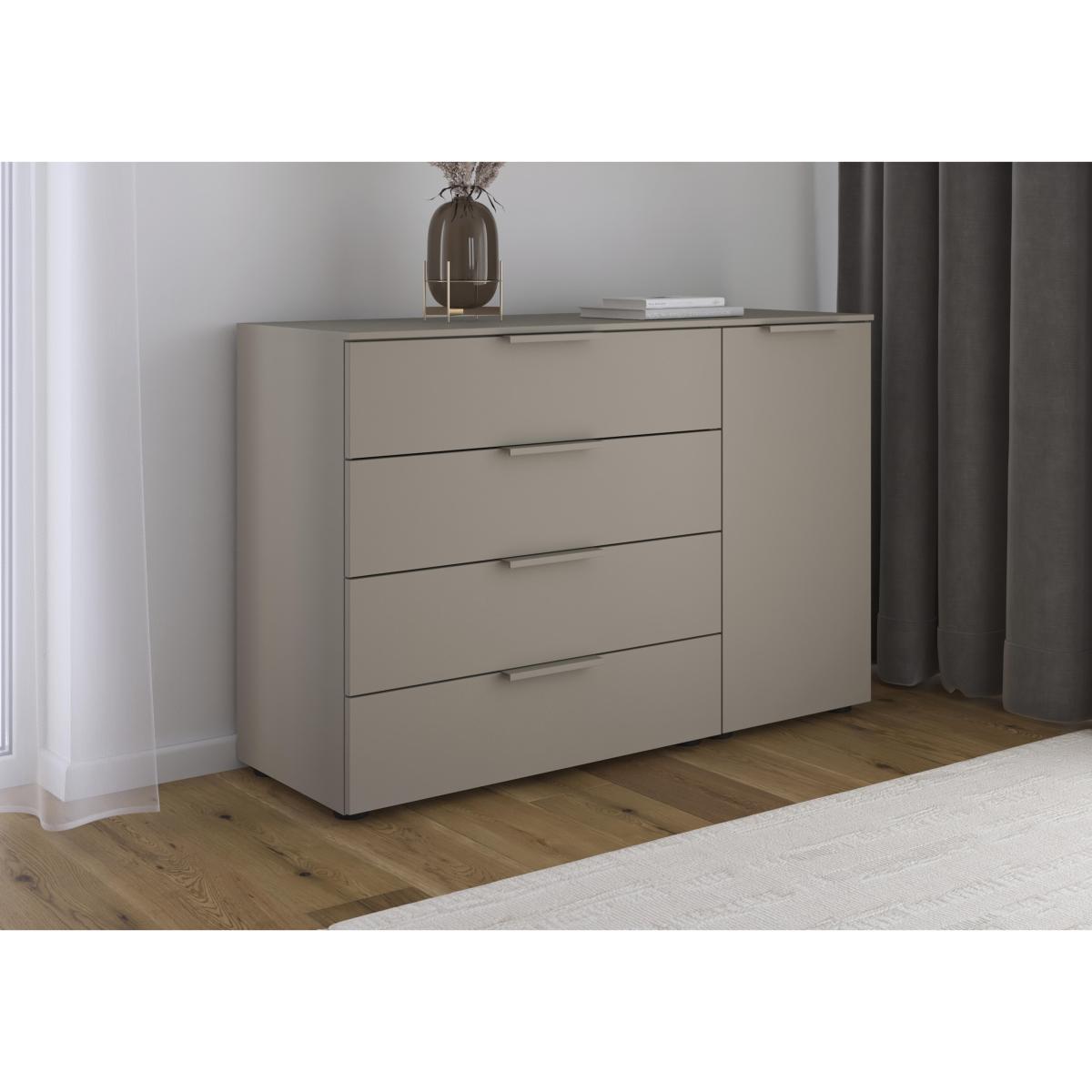 Rauch - Haven 4 Drawer 1 Door Décor Chest – image 2