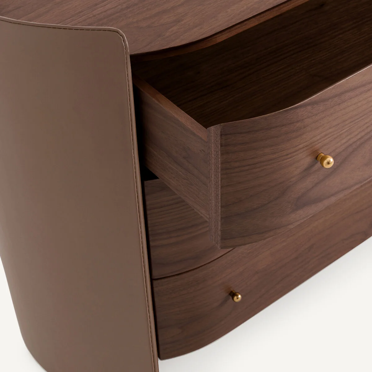 Firmo Chest of Drawers in Walnut and Leather Veneer with 6 Drawers – image 7