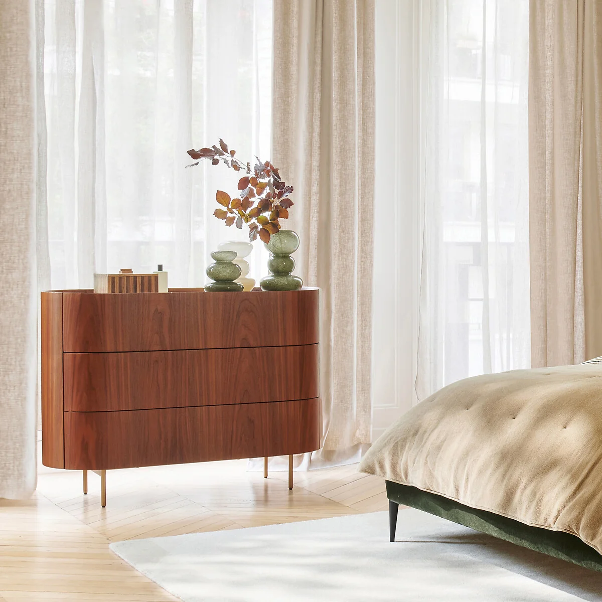 Aslen Chest of Drawers in Walnut and Leather Veneer with 3 Drawers – image 2
