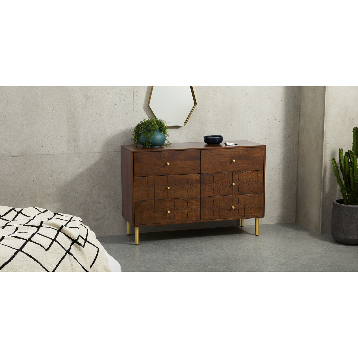 Hedra Wide Chest of Drawers, Mango wood and Brass – image 3