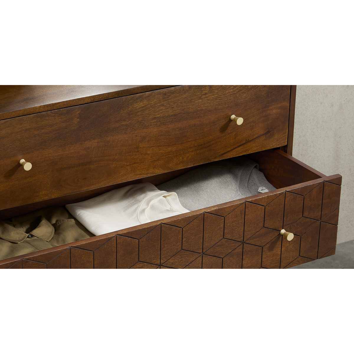 Hedra Chest of Drawers, Mango Wood & Brass – image 4