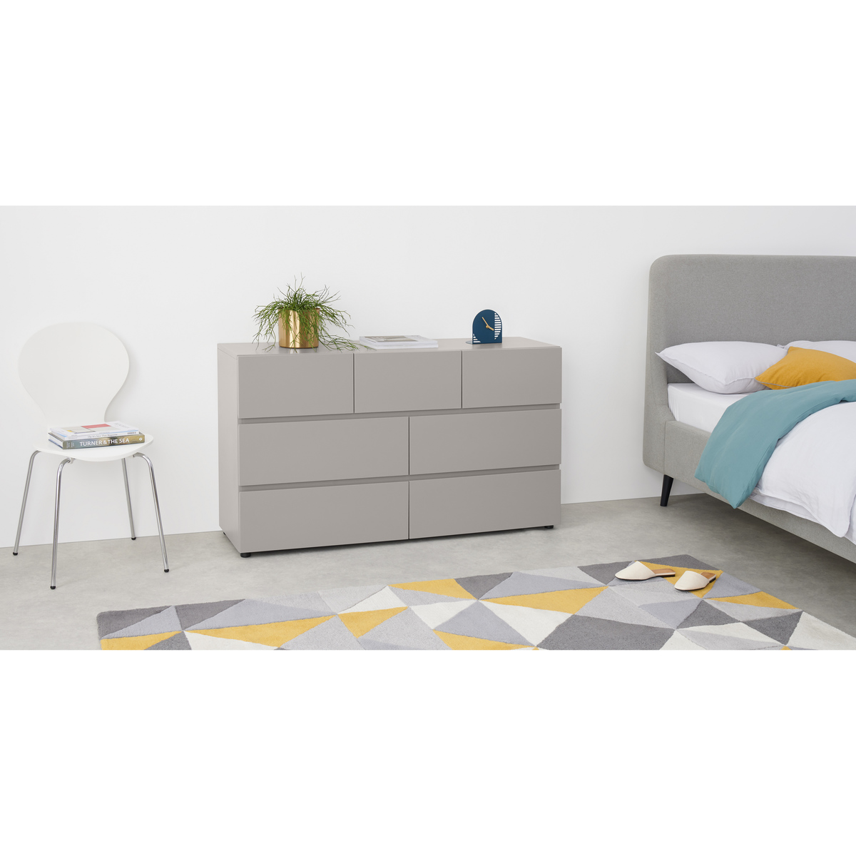 Senisa Wide Chest Of Drawers, Matt Grey – image 3