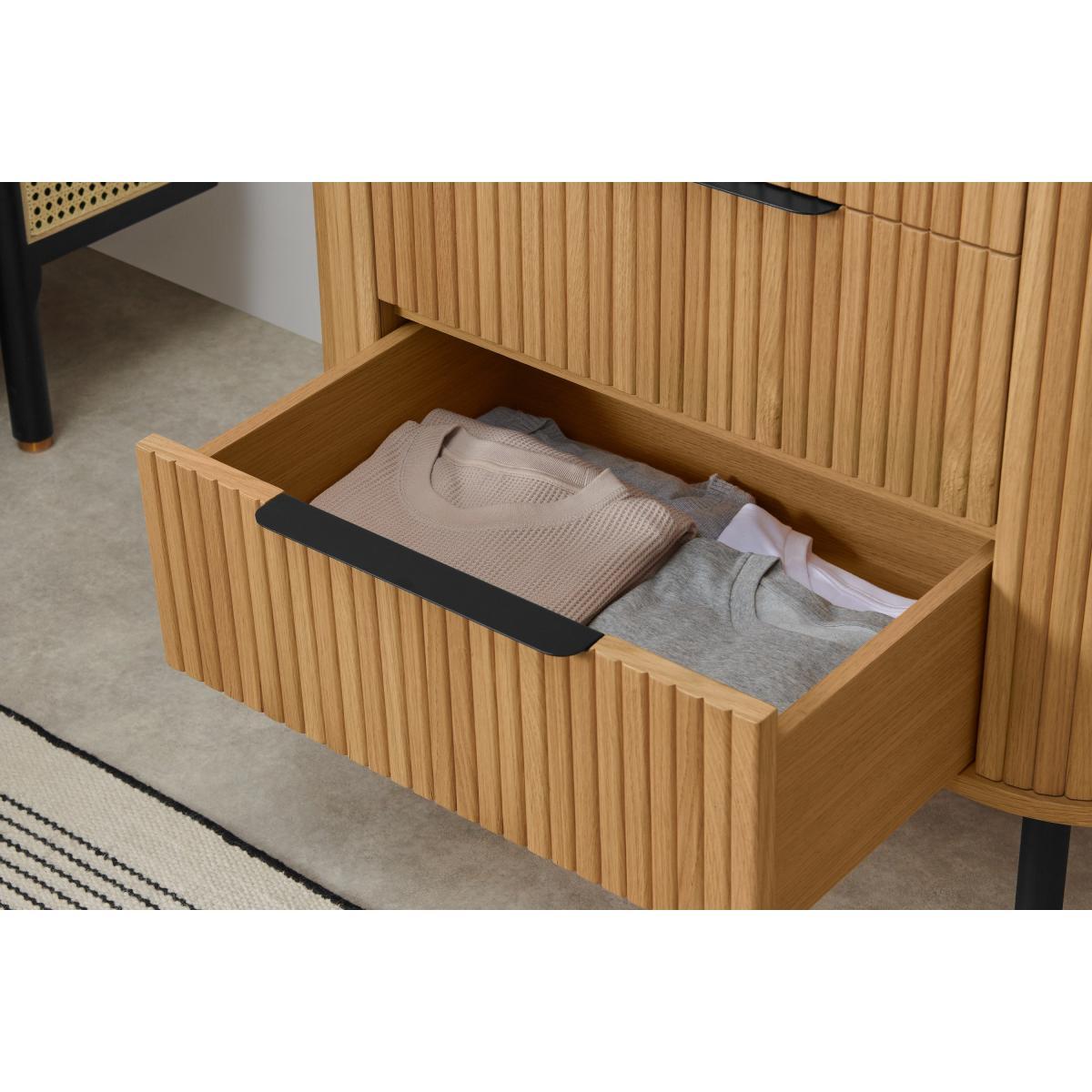 Tambo Tall Chest, Oak – image 5
