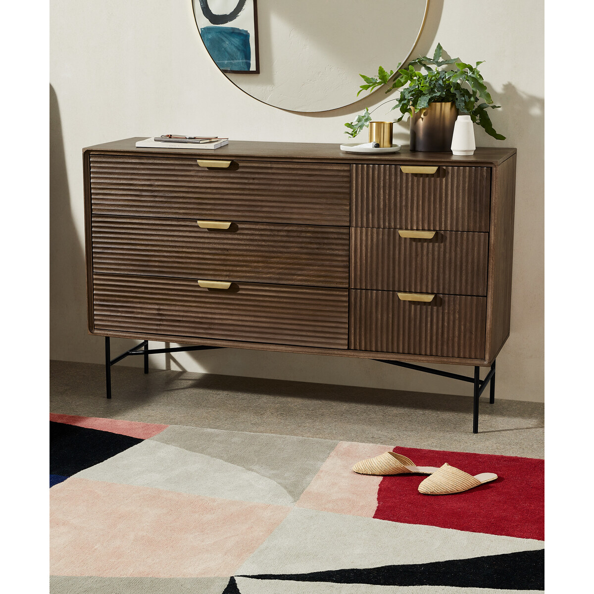 Haines Wide Chest of Drawers, Mango Wood & Brass – image 7