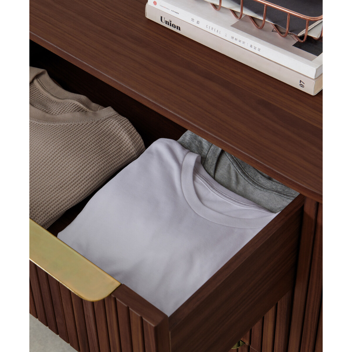 Tambo Wide Chest of Drawers, Walnut & Brass – image 6