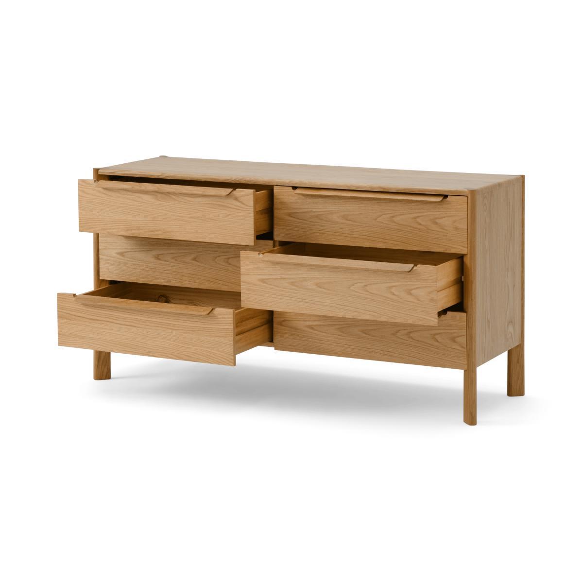 Ardelle Wide Chest of Drawers, Oak – image 6