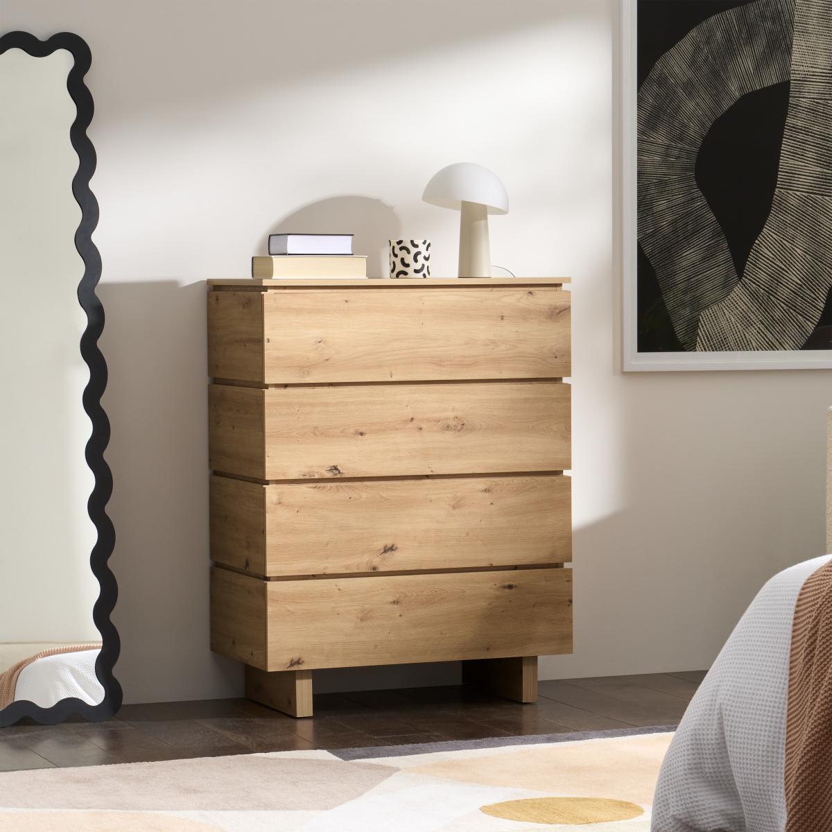 Erma 4 Drawer Chest of Drawers. Distressed Oak – image 4