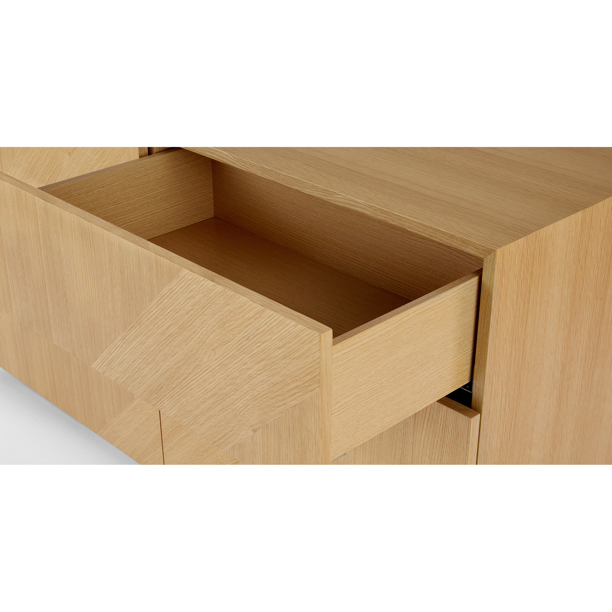 Hazzard Wide Chest of Drawers, Oak – image 6