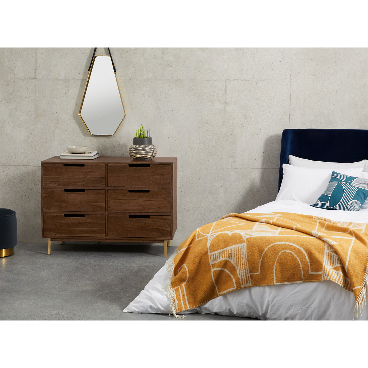 Tayma Wide Chest of Drawers, Acacia Wood & Brass – image 3