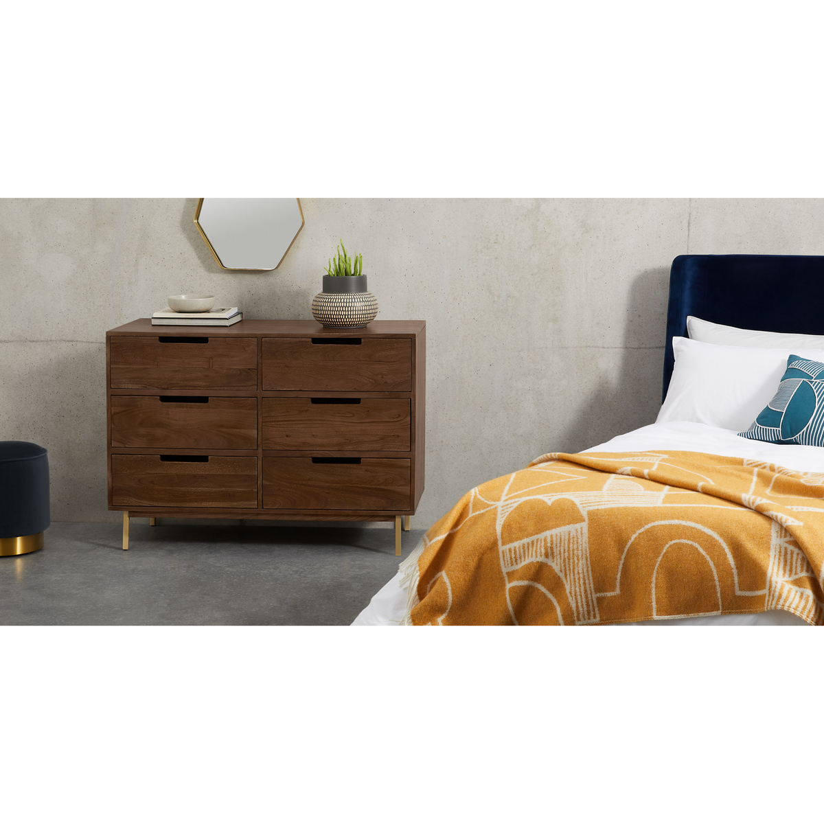 Tayma Wide Chest of Drawers, Acacia Wood & Brass – image 4