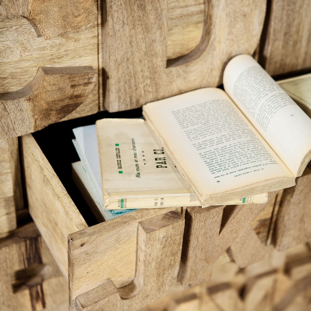 Mango wood cabinet Alphabet – image 5