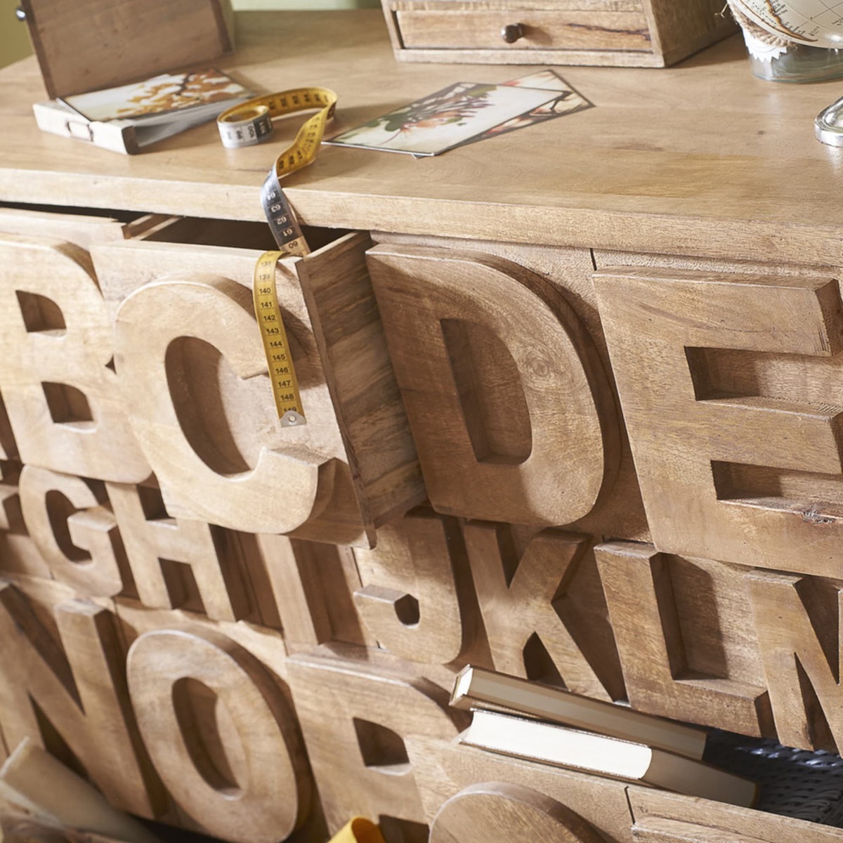 Mango wood cabinet Alphabet – image 6