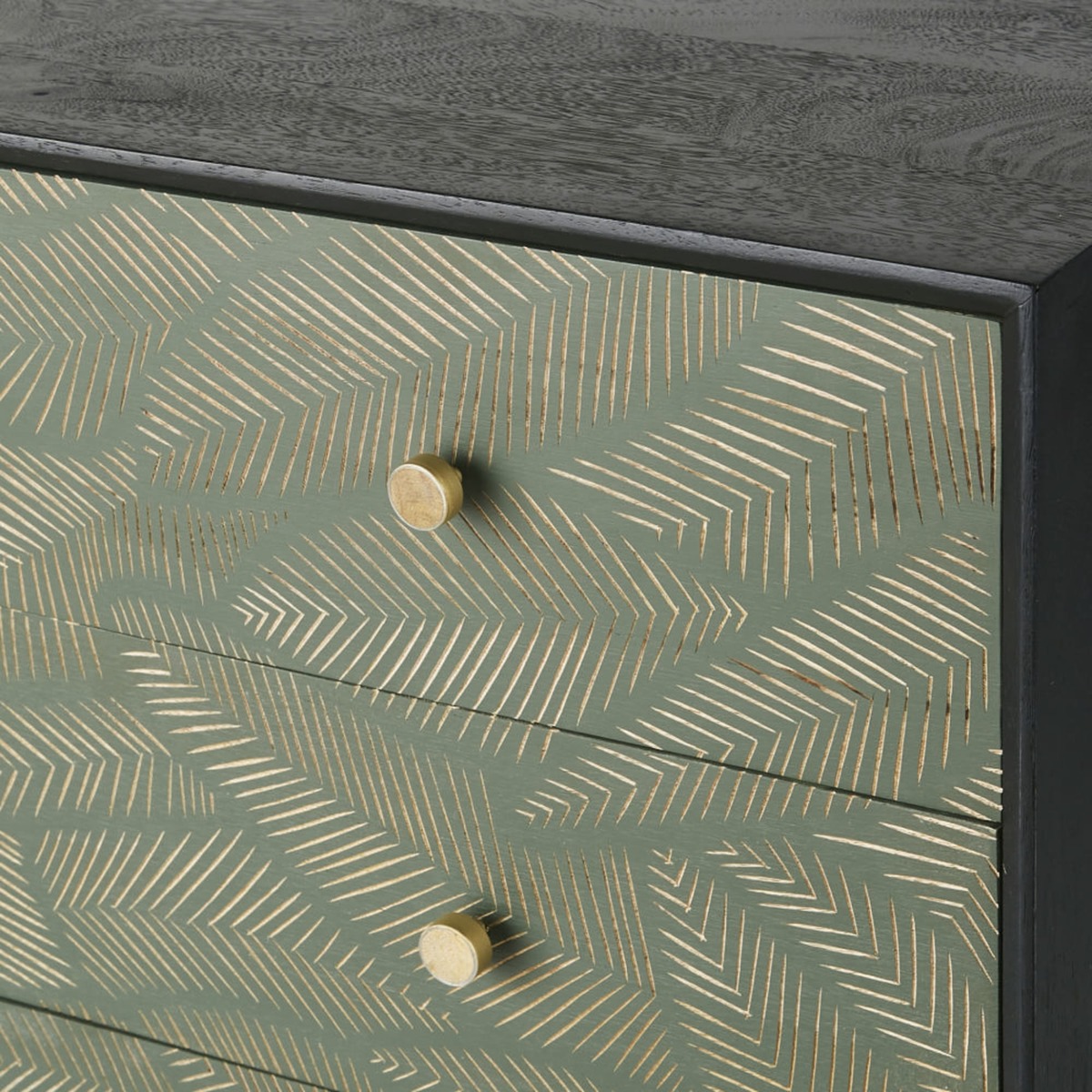 3-drawer black carved mango wood chest of drawers with leaf motifs Manaos – image 3