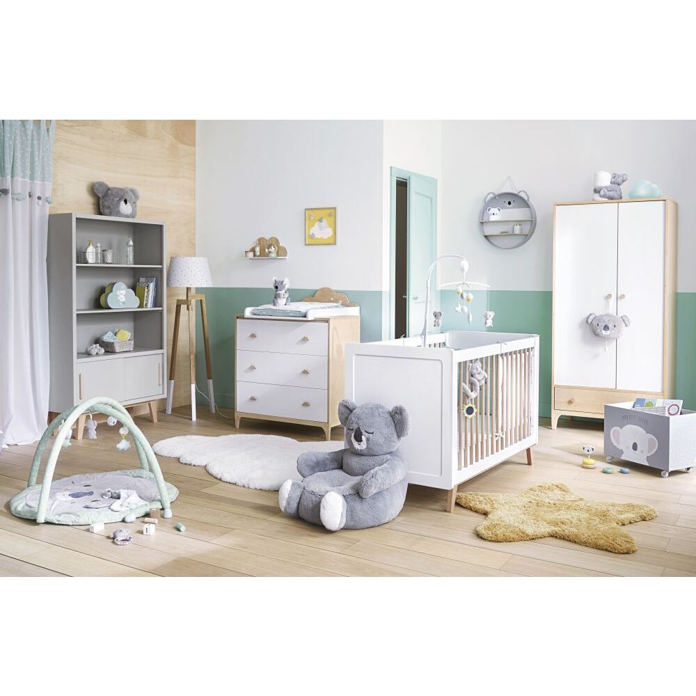 White 3-Drawer Chest – image 8