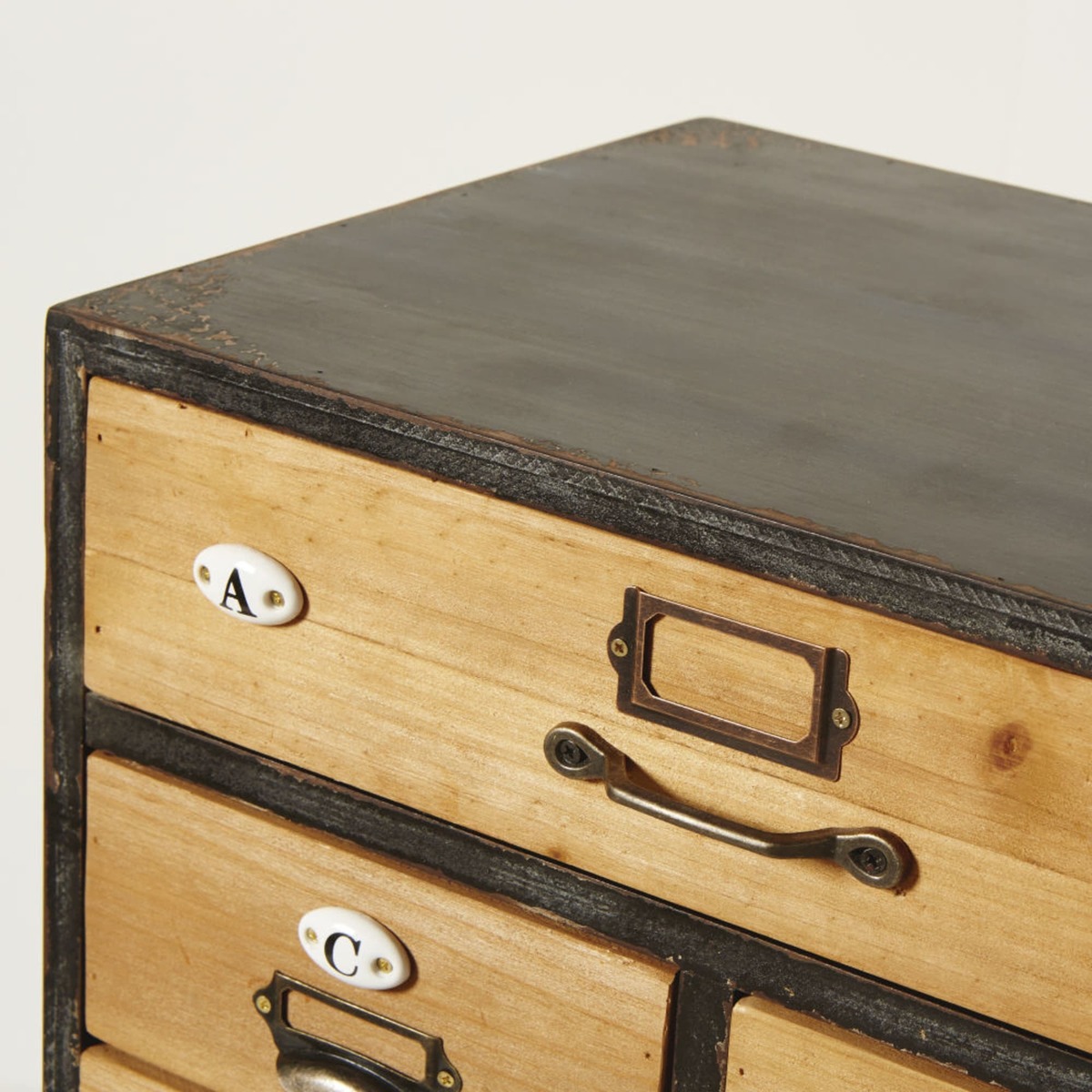 12-Drawer Storage Unit on Castors – image 5