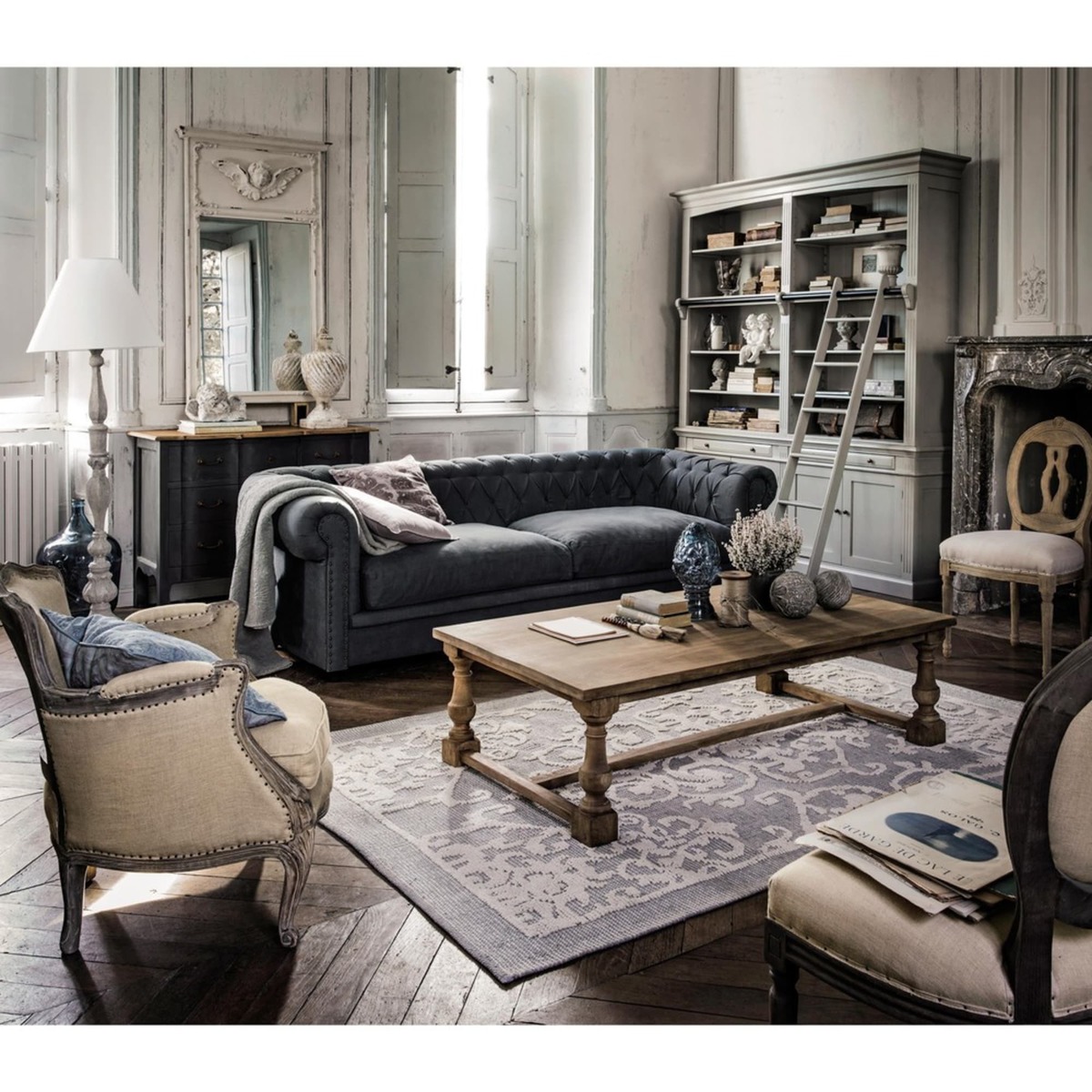 Mango wood and Acacia chest of drawers in grey Colette – image 10