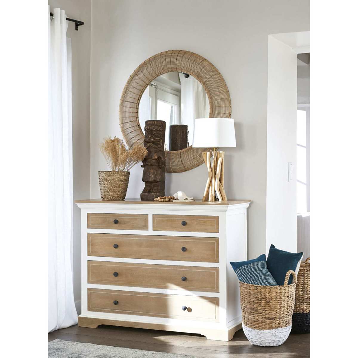 White Solid Mango Wood 5-Drawer Chest Cezembre – image 7