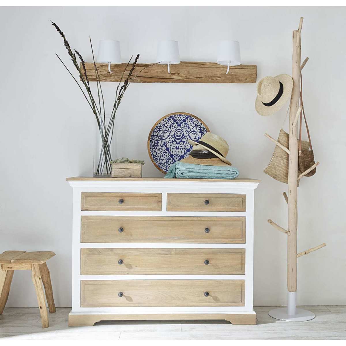 White Solid Mango Wood 5-Drawer Chest Cezembre – image 8