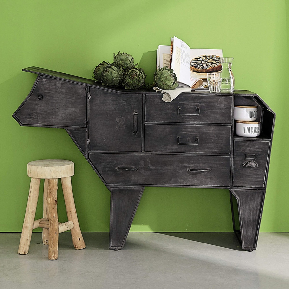 Metal cow storage cabinet W 144cm Marguerite – image 3