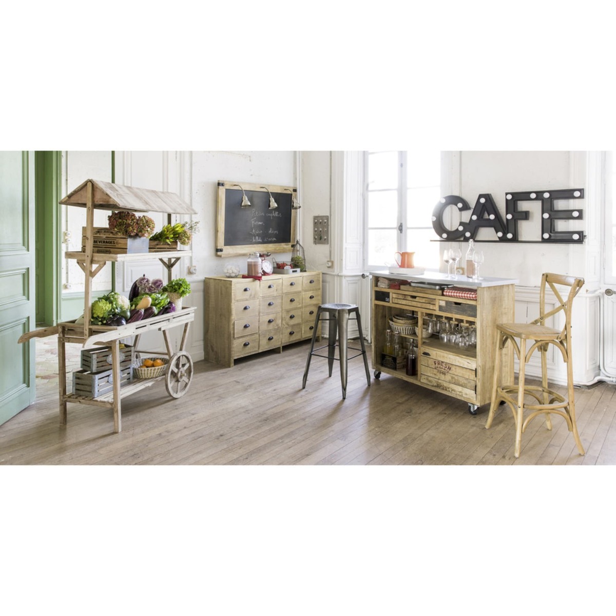 Fir Storage Cabinet Woodpecker – image 6