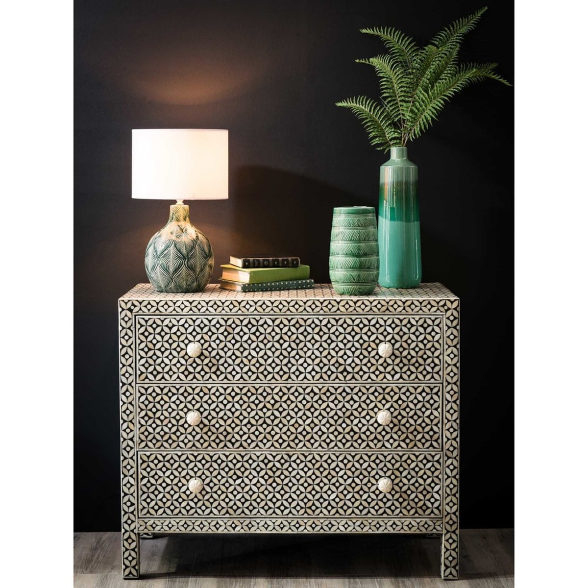 3-drawer chest of drawers in mango wood and bone inlay Baikal – image 9