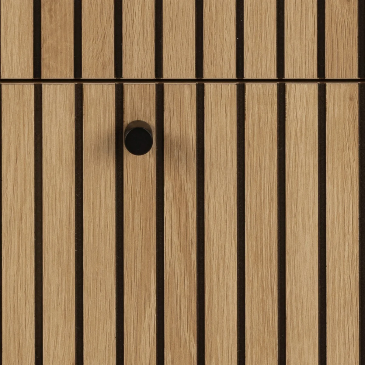 Albany Chest of 3 Drawers in Oak/Black Legs - Oak & Black – image 8
