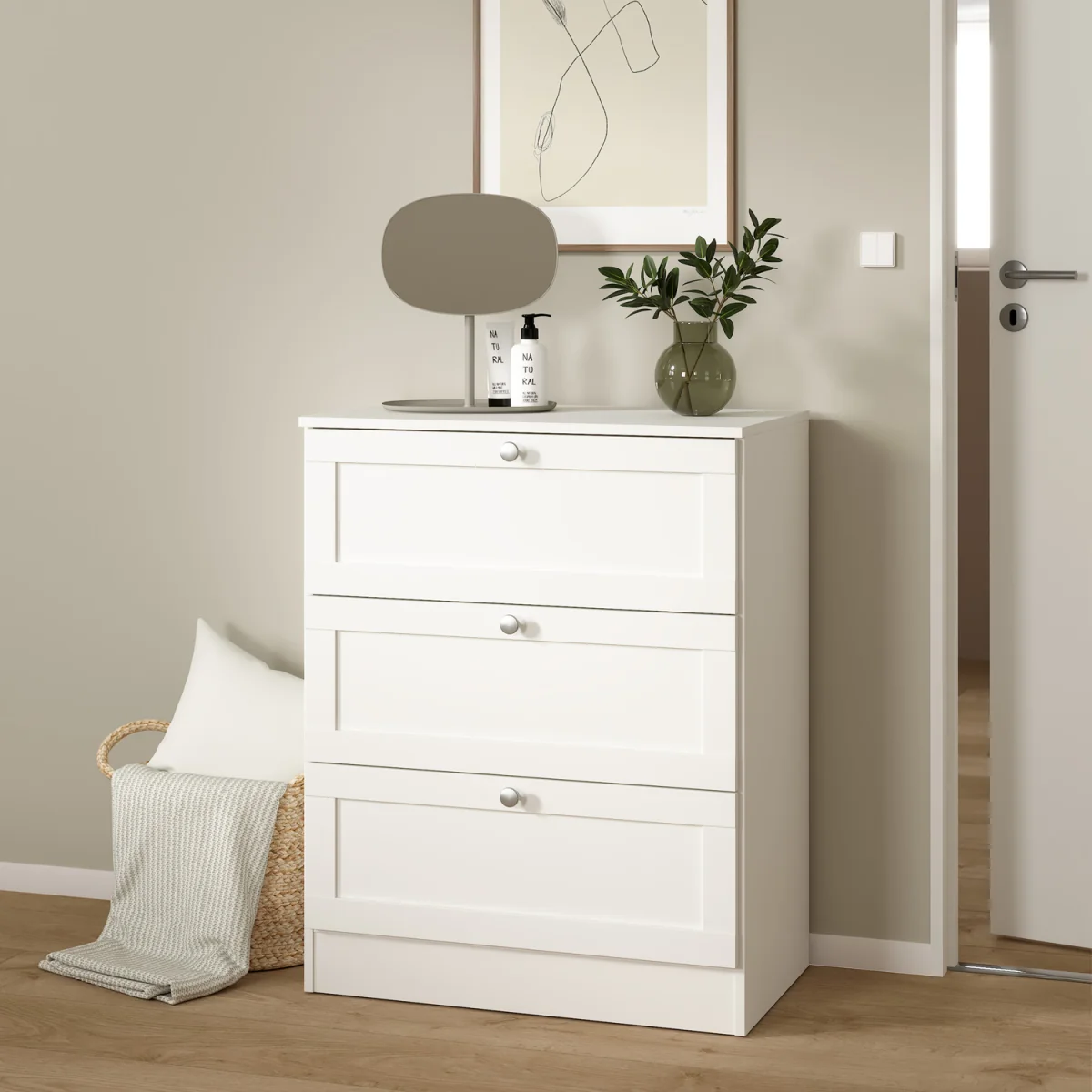 Brande Chest 3 Drawers - White – image 2