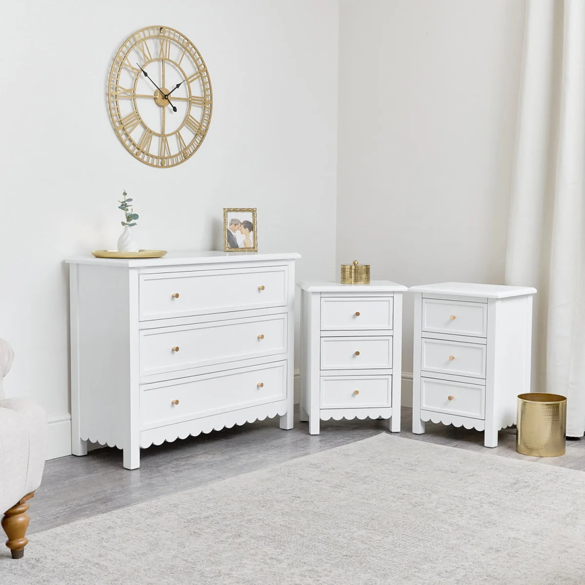 Large Scalloped 3 Drawer Chest Of Drawers & Pair Of Bedside Tables - Staunton White Range – image 1