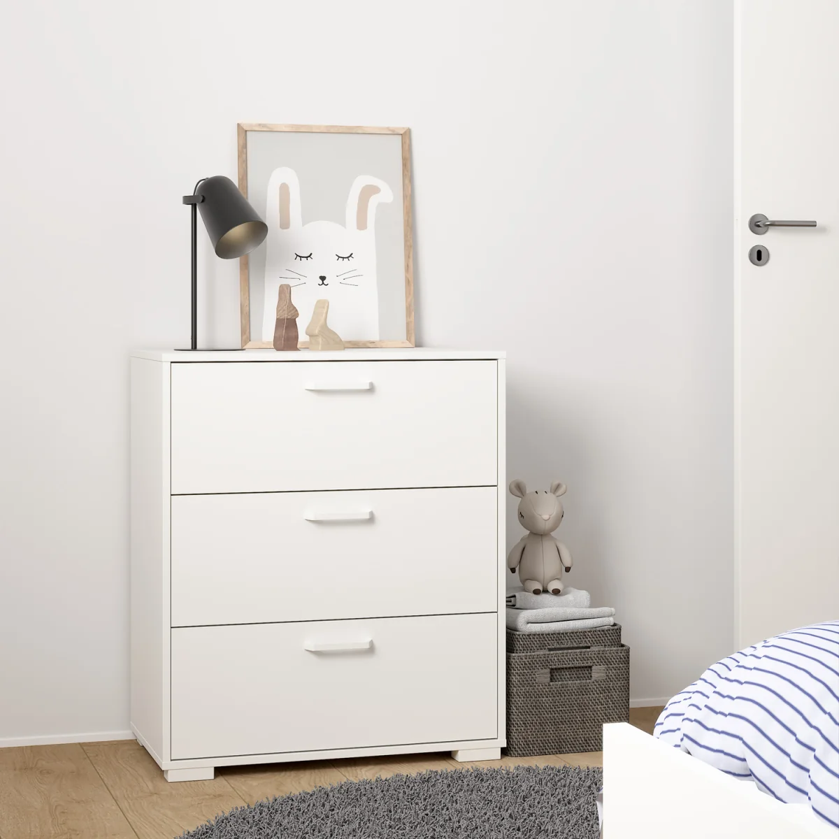 Sofia Chest 3 Drawers - White – image 9