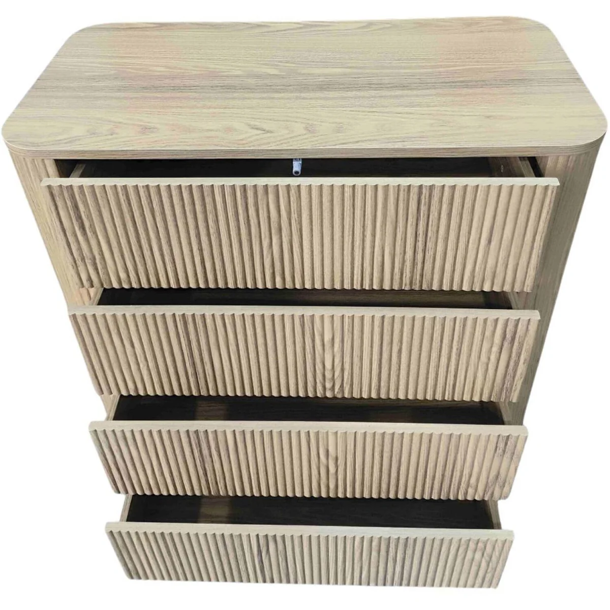 Winthorpe 4 Drawer Oak Chest - Oak effect – image 7