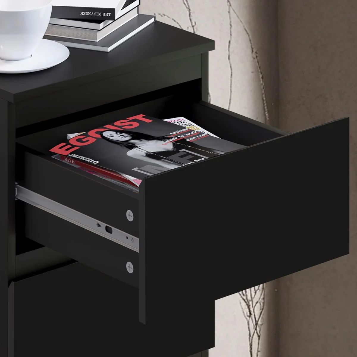 FWStyle Matt Black 4 Drawer Chest of Drawers No Handle Central Runners - Black – image 4