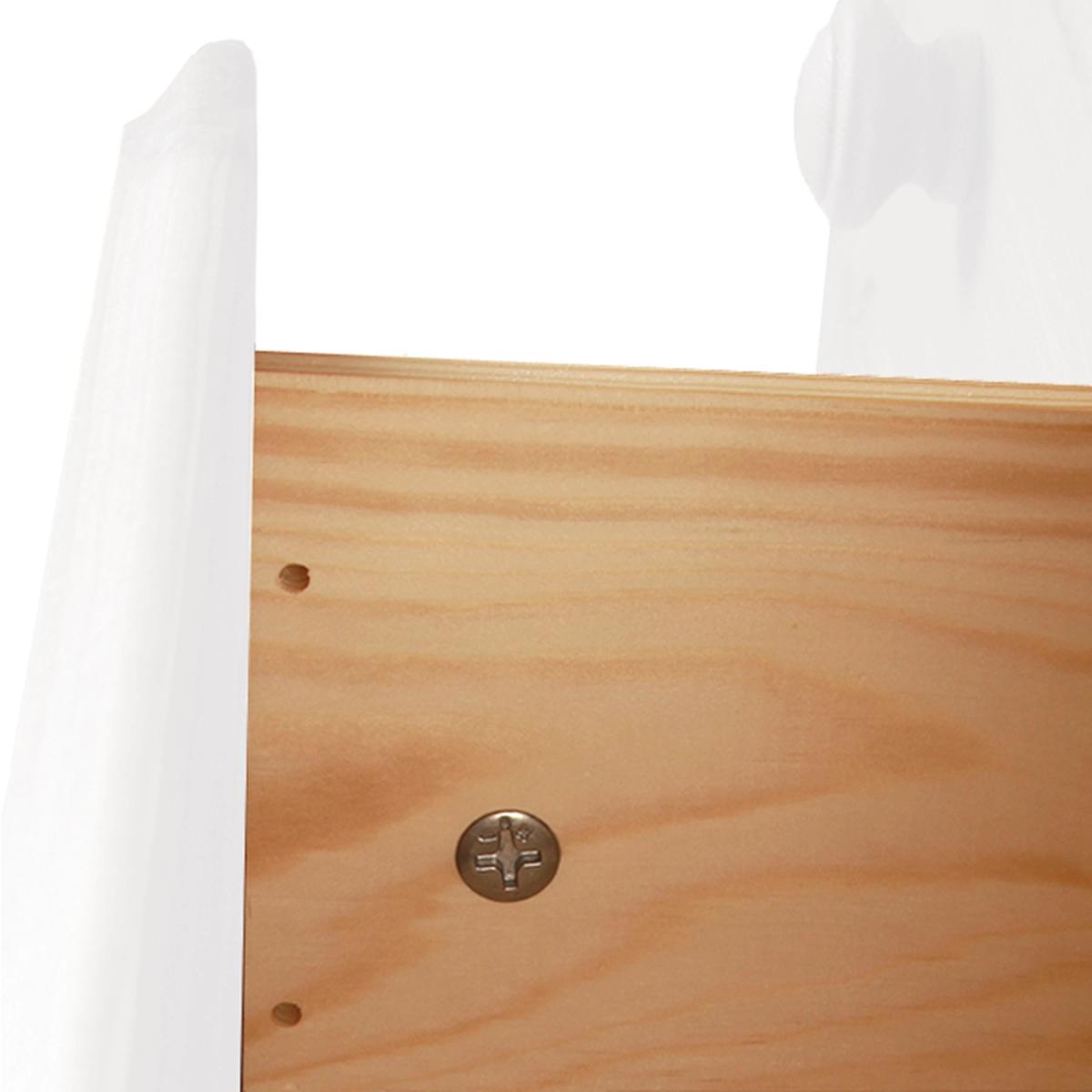 Jonas & James Cecilia Nine Drawer Chest  - Pine – image 14