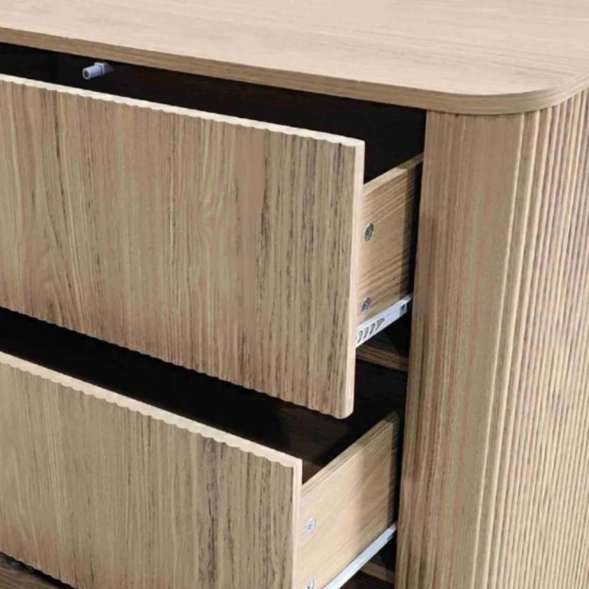 Winthorpe 6 Drawer Oak Chest - Oak effect – image 4