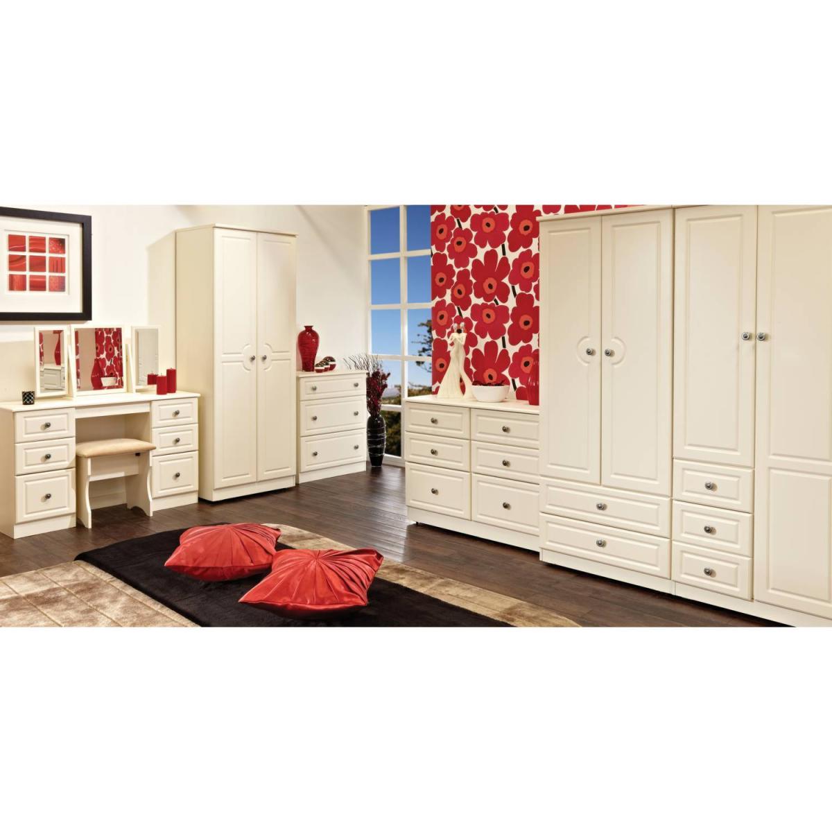Pembury Five Drawer Chest - Oak – image 7