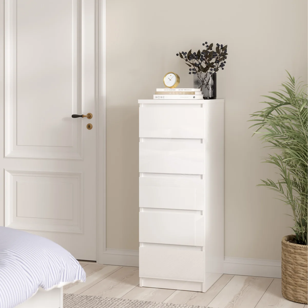 Naia Narrow Chest of 5 Drawers in White High Gloss - Grey and White High Gloss – image 6