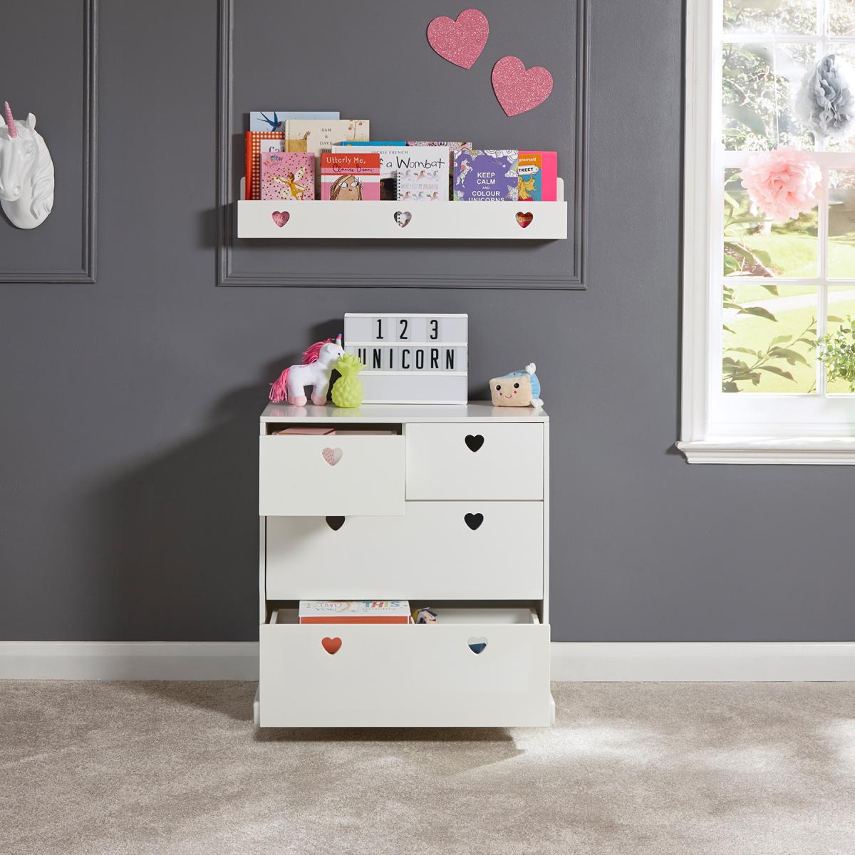 Little Hearts 2 + 2 Chest - White – image 4