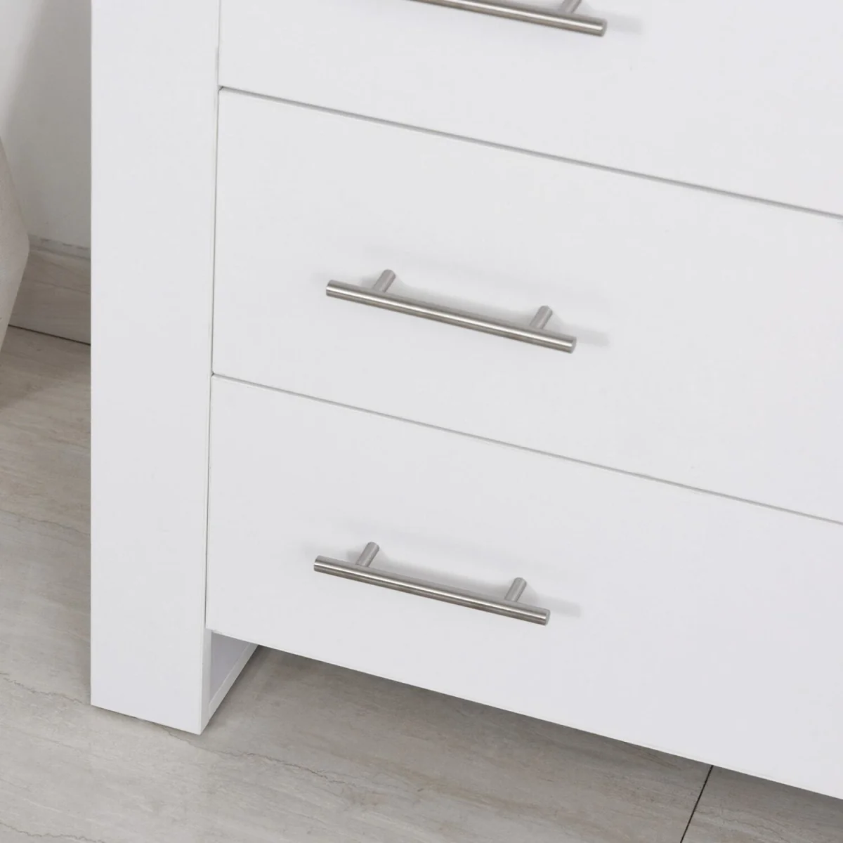 Moyota 4-Drawer Chest in White with Silver Metal Handles – image 10