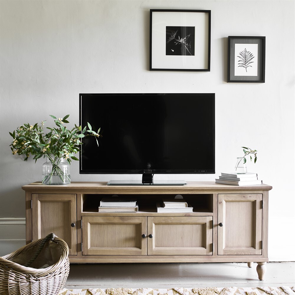 Elkstone Oak Low and Wide TV Unit Up to 70" – image 8