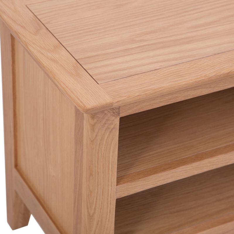 Malvern Shaker Oak Small TV Unit – image 6