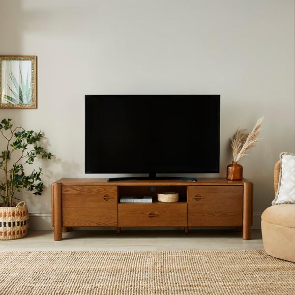 Reeva Extra Wide TV Unit for TVs up to 65" – image 1