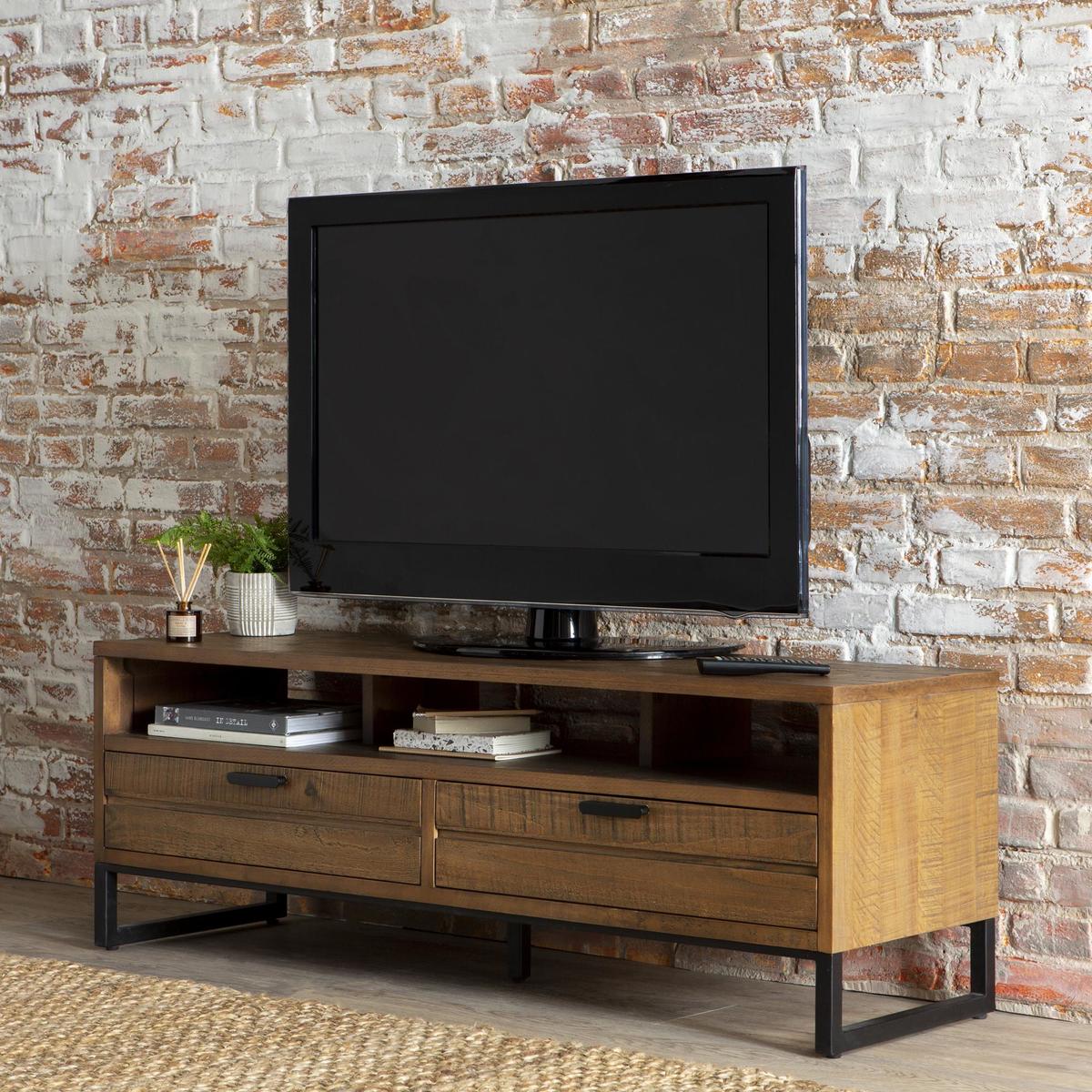 Jackson Wide TV Stand Pine – image 2