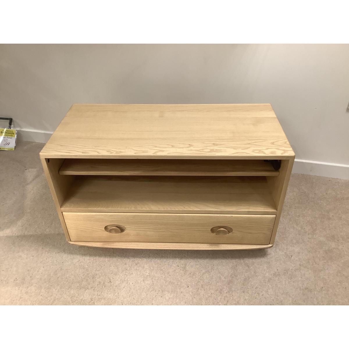 Ercol Windsor TV Unit – image 2