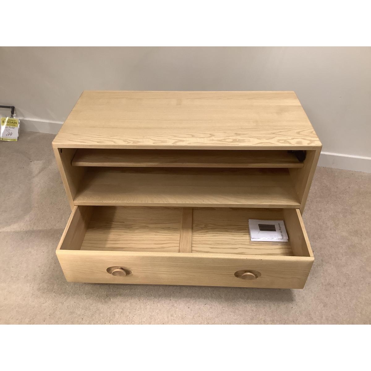 Ercol Windsor TV Unit – image 3