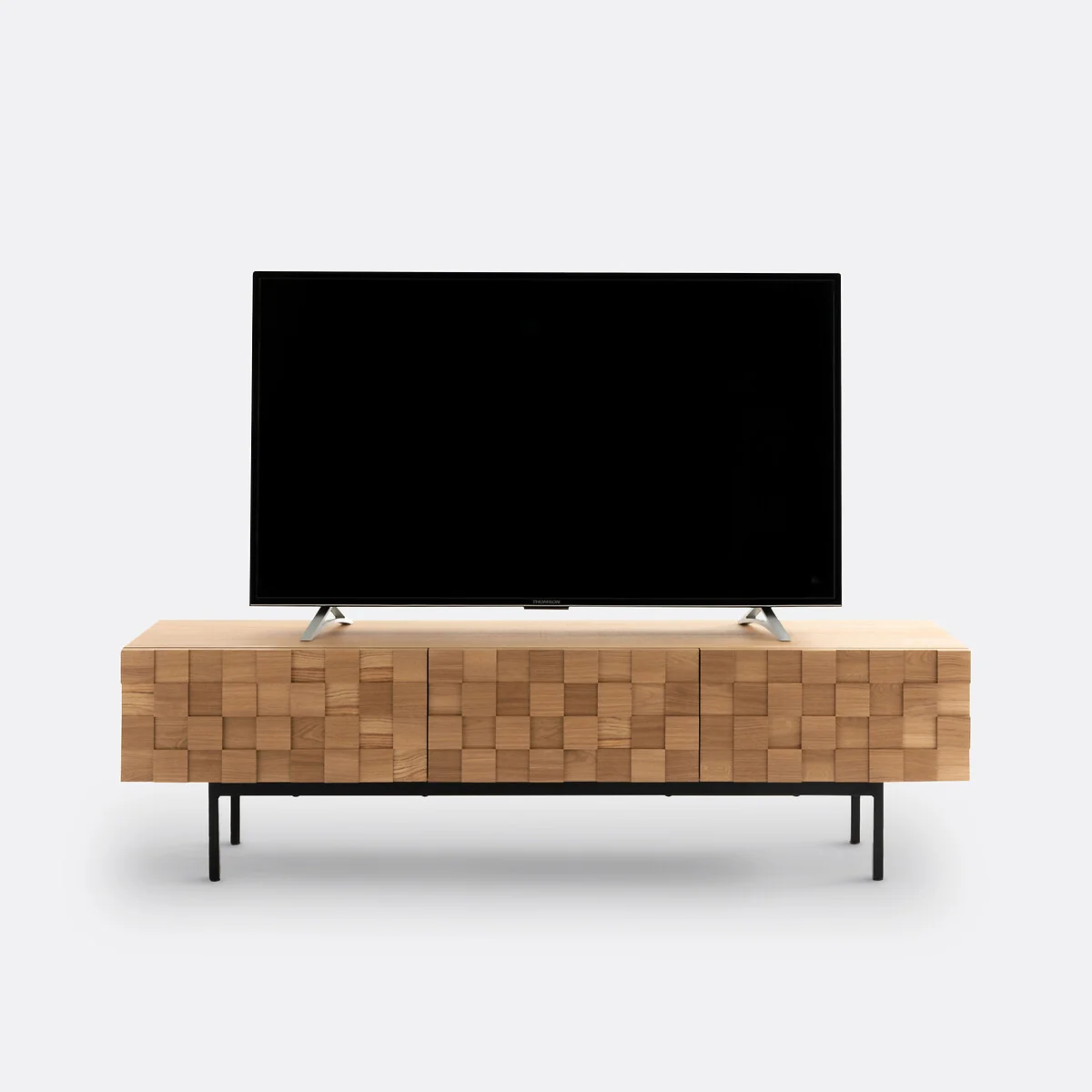 Madria 3-Door Oak Veneered TV Cabinet – image 3