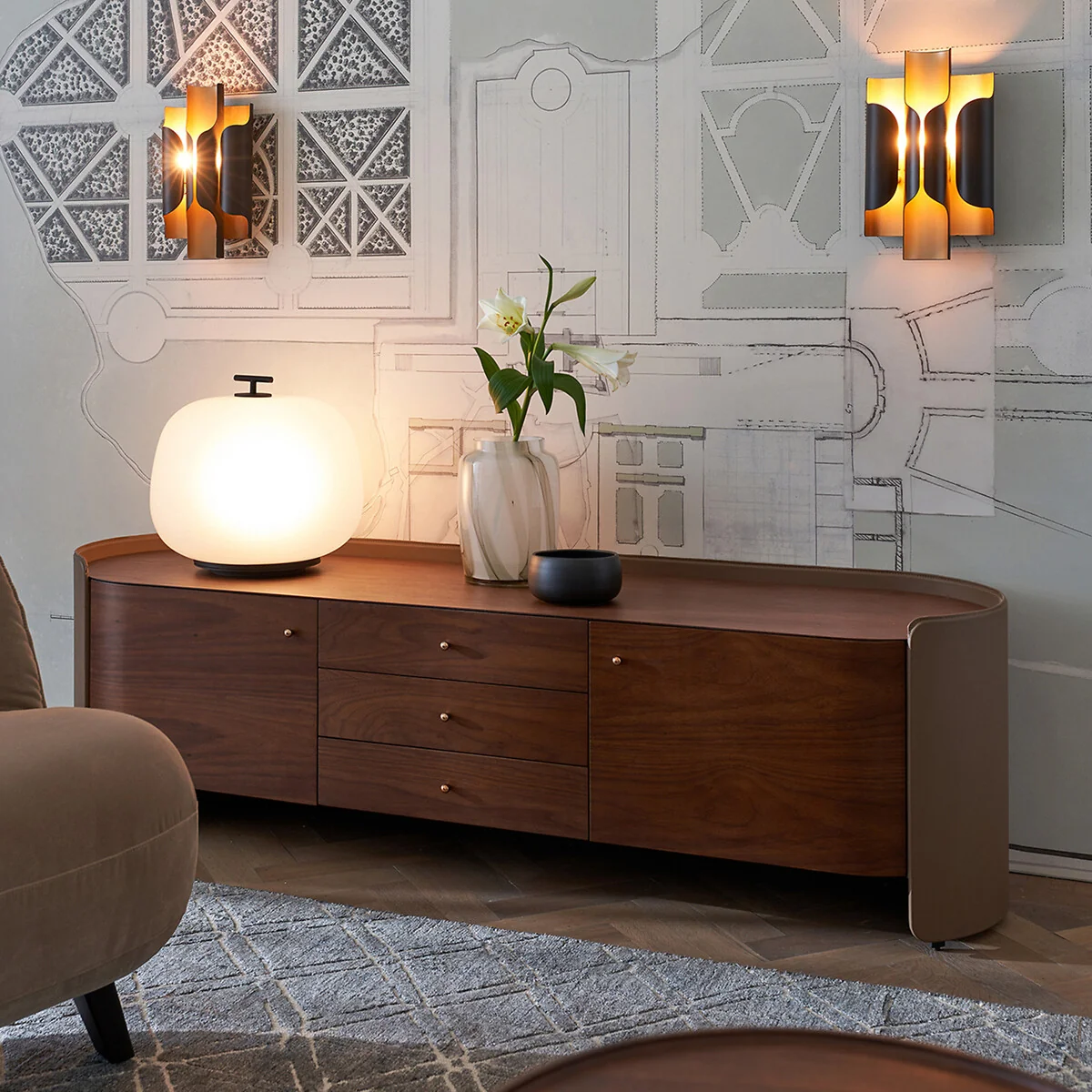 Firmo Hi-Fi TV Stand in Walnut and Leather Veneer – image 2